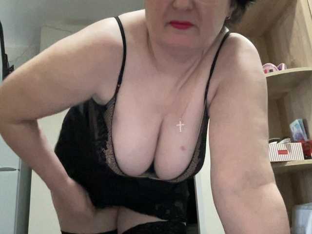 в попе у HotMilfPussy