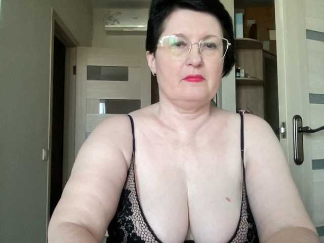 HotMilfPussy live cam preview