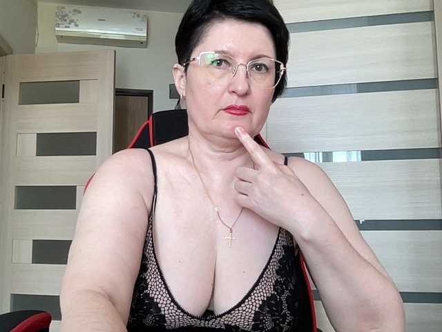 видео HotMilfPussy