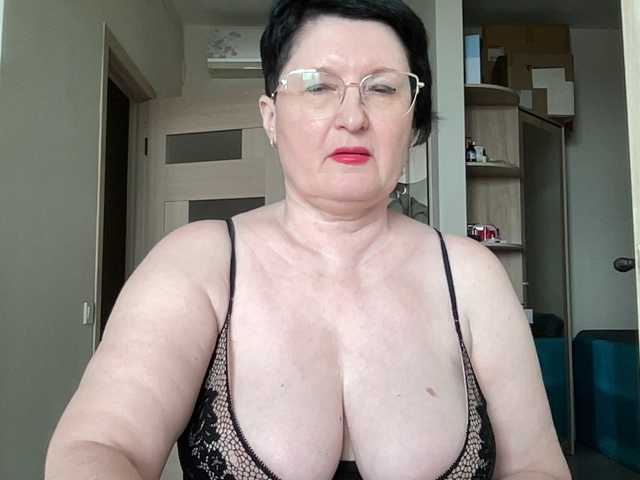 HotMilfPussy live cam preview