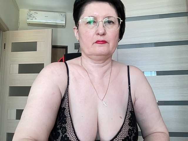 видео HotMilfPussy