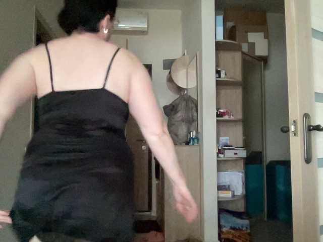 HotMilfPussy live cam on BongaCams