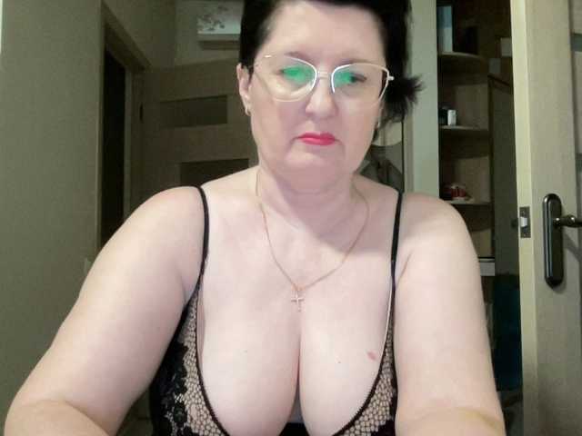 HotMilfPussy live cam preview