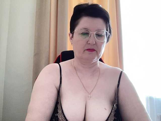 HotMilfPussy live cam on BongaCams