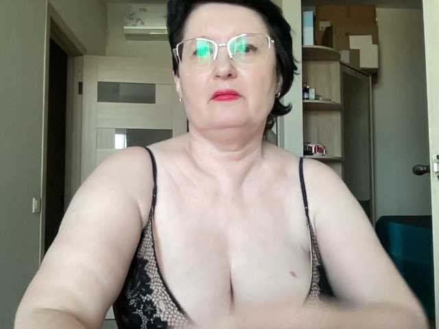 HotMilfPussy live cam preview