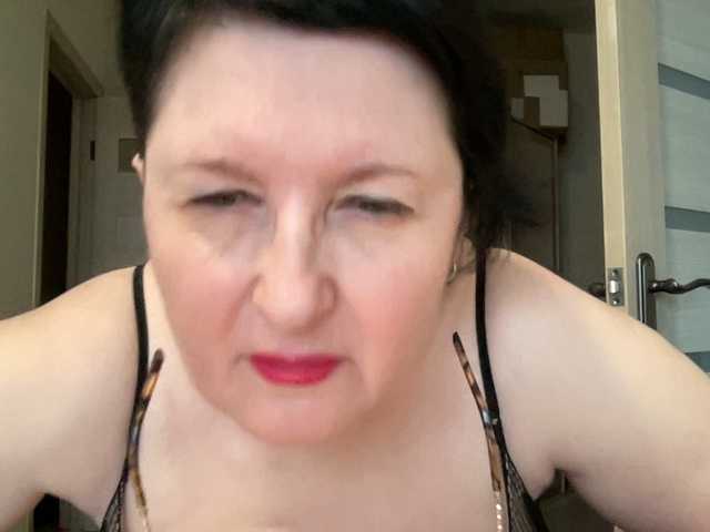 HotMilfPussy live cam on BongaCams