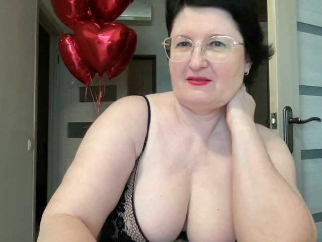 HotMilfPussy live cam on BongaCams