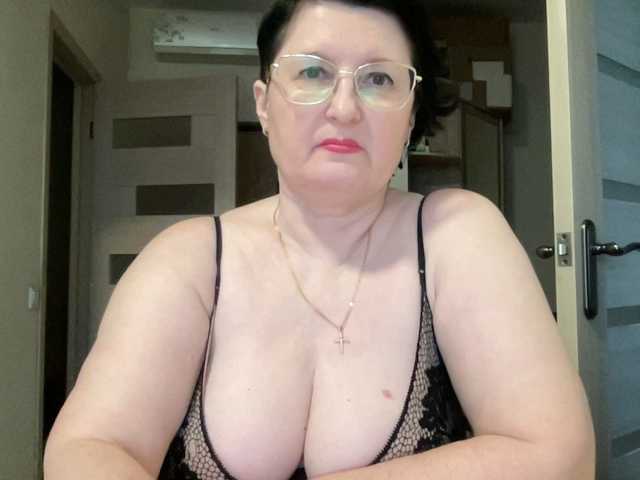 HotMilfPussy live cam preview