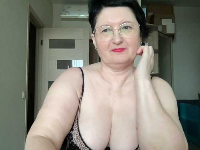 HotMilfPussy live cam preview