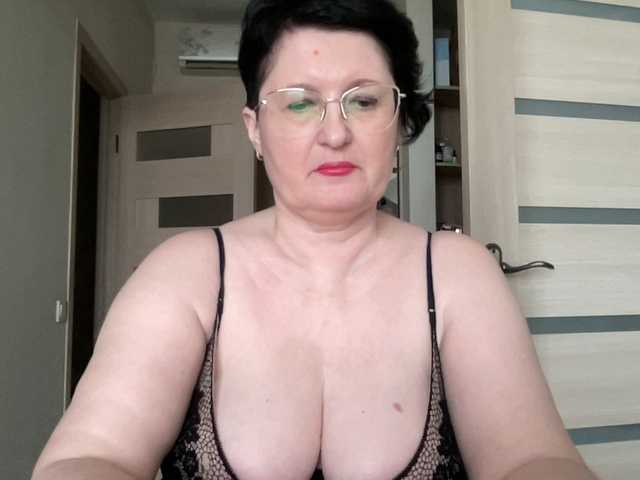 HotMilfPussy live cam preview