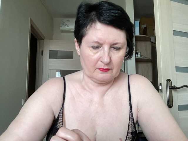 HotMilfPussy live cam on BongaCams