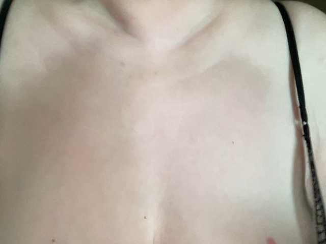 HotMilfPussy live webcam show