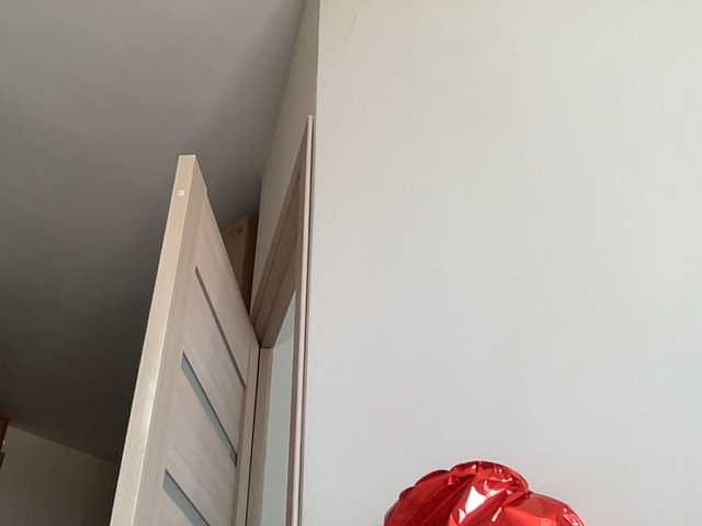 HotMilfPussy's BongaCams show and profile