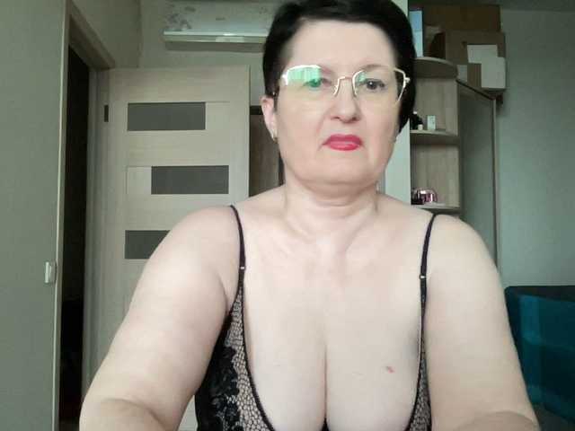 hotmilfpussy cam belle