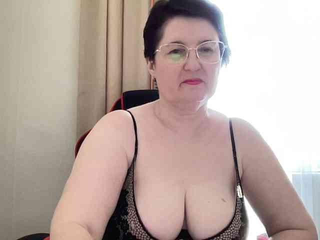 HotMilfPussy Live Webcam on BongaCams