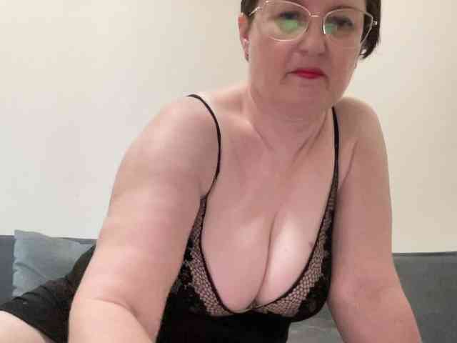 HotMilfPussy