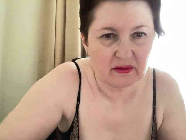 HotMilfPussy Live Webcam on BongaCams