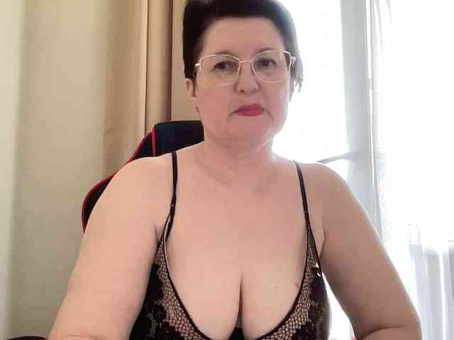 HotMilfPussy Live Webcam on BongaCams