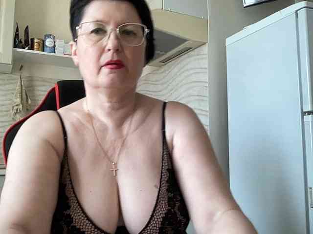 HotMilfPussy webcam