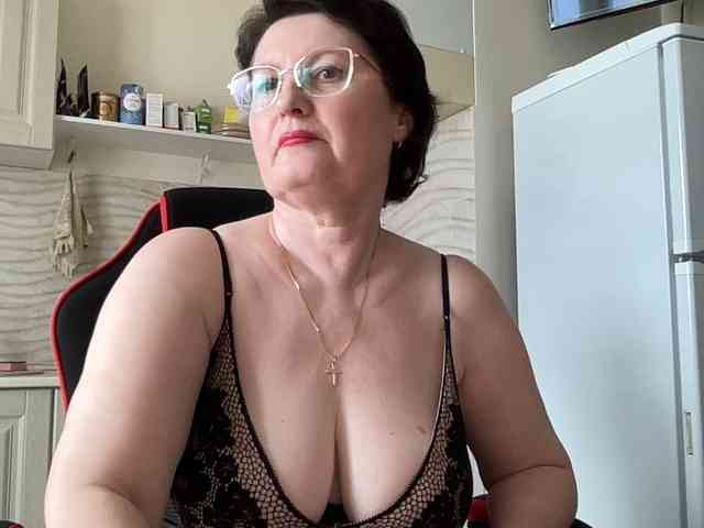 Modèle: HotMilfPussy