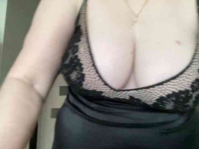 HotMilfPussy