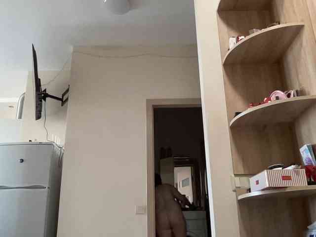 HotMilfPussy webcam
