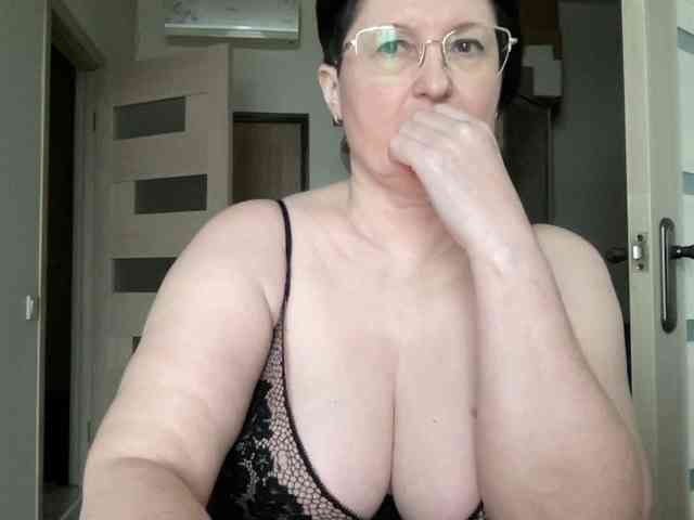 HotMilfPussy