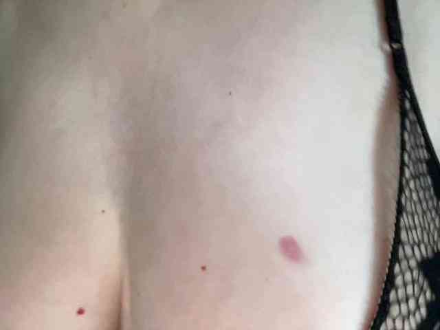 HotMilfPussy webcam