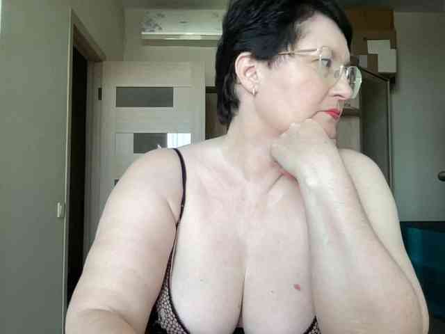 HotMilfPussy