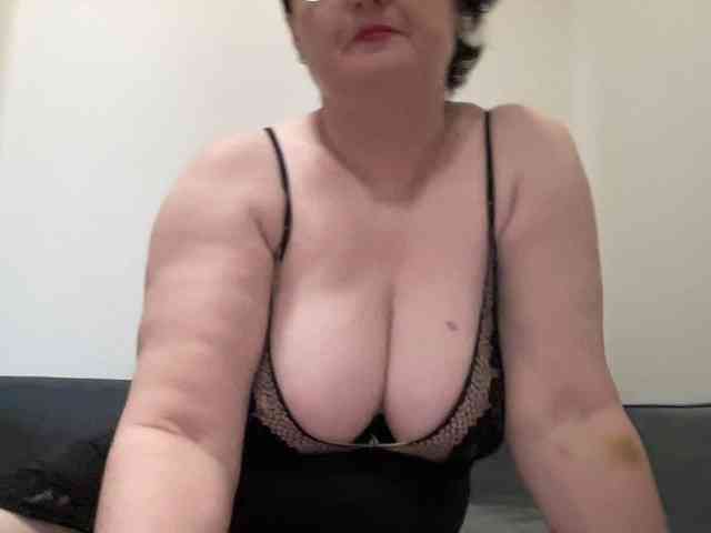 HotMilfPussy