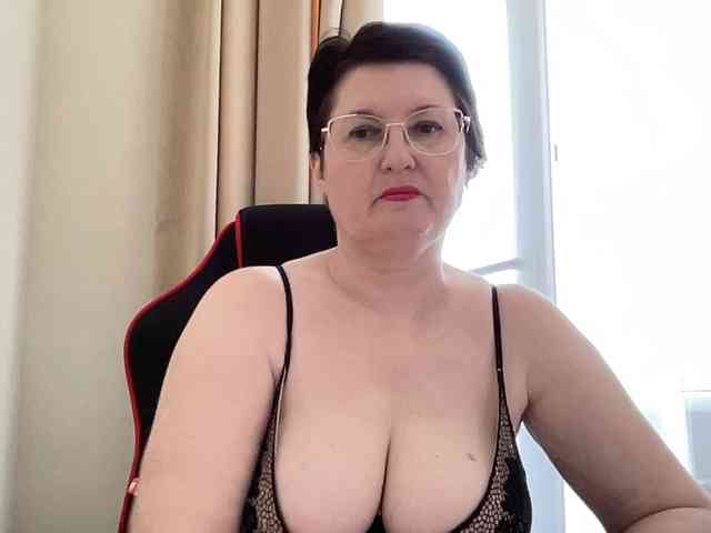 HotMilfPussy HotMilfPussy
