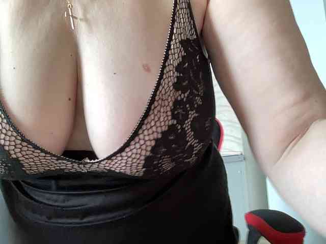 HotMilfPussy