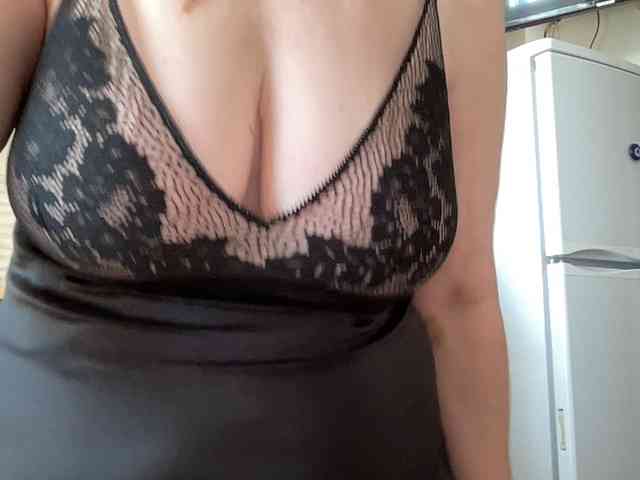 HotMilfPussy webcam