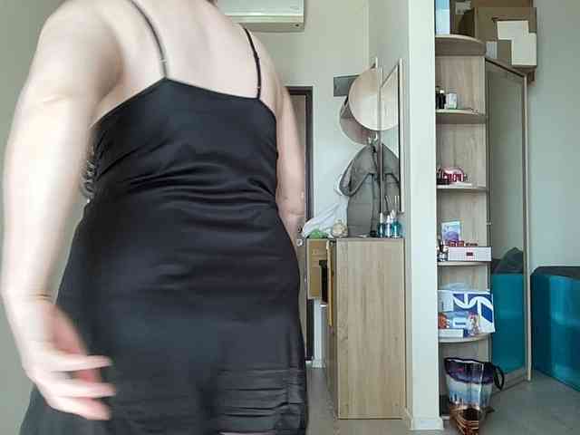 HotMilfPussy webcam