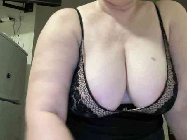 HotMilfPussy