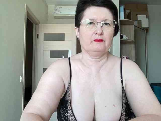 HotMilfPussy Live Webcam on BongaCams