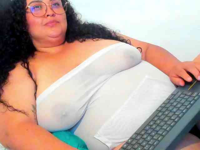 sexy-Cloe Live Webcam on BongaCams