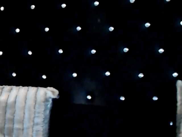 InannaIshtar1 live cam on BongaCams