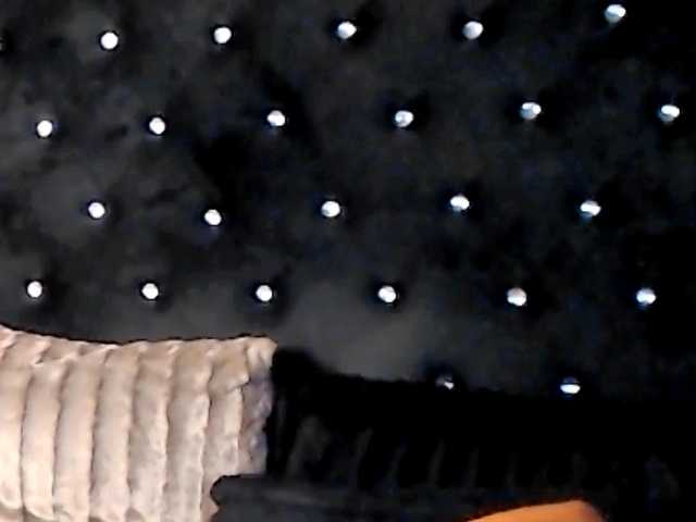 InannaIshtar1 live cam