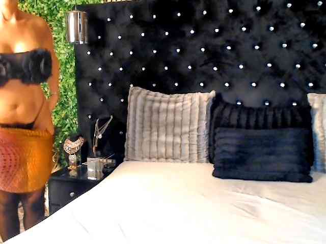 InannaIshtar1 webcam