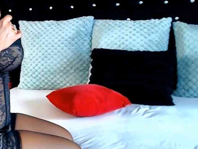 InannaIshtar1 webcam