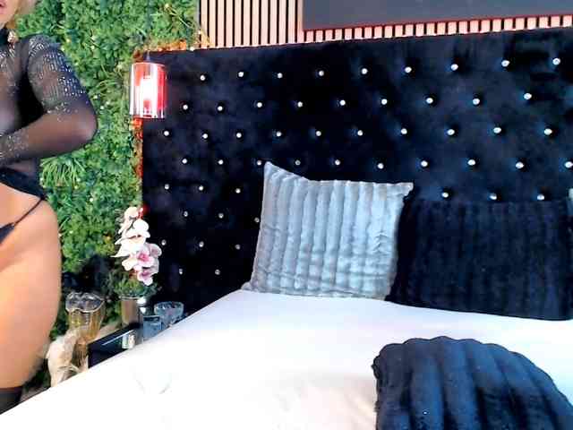 InannaIshtar1 webcam