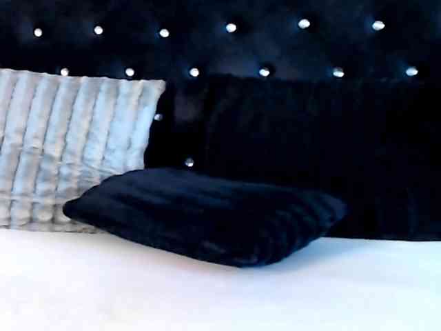InannaIshtar1 webcam