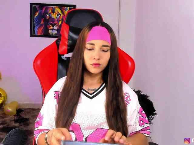 Lucyy-Rose Lucyy-Rose