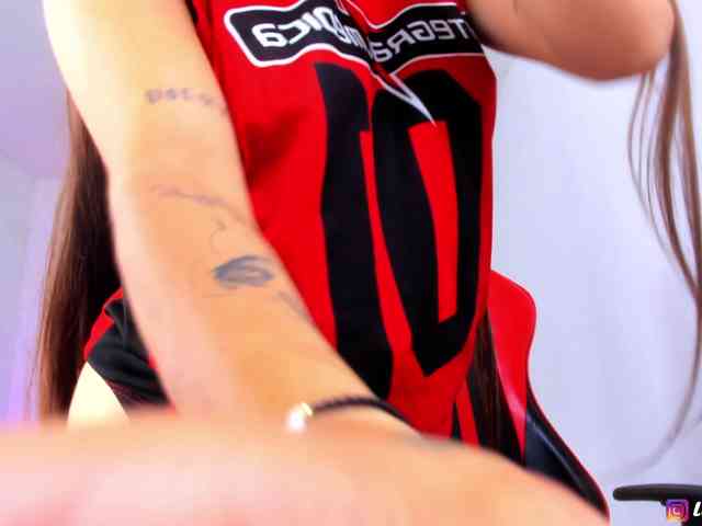 Модель: Lucyy-Rose