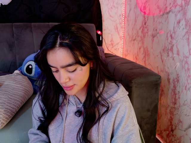 laurencamila1