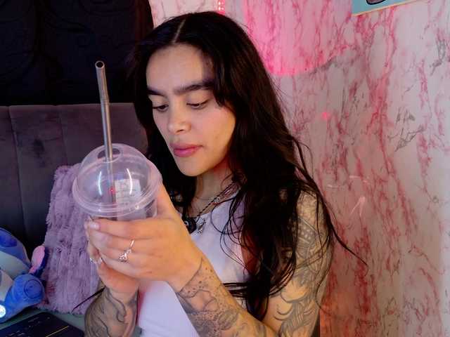 laurencamila1