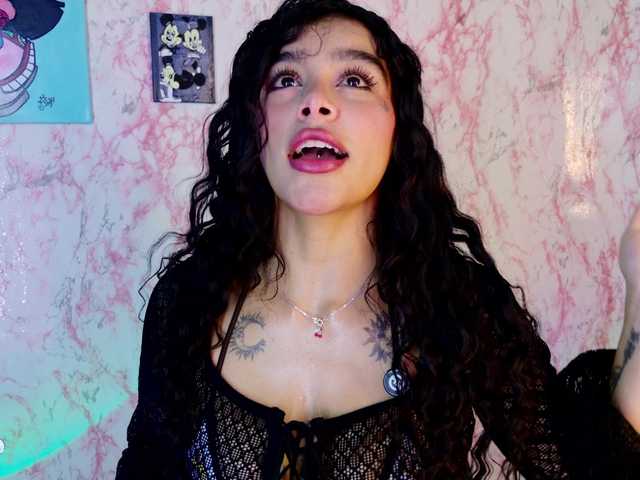 laurencamila1