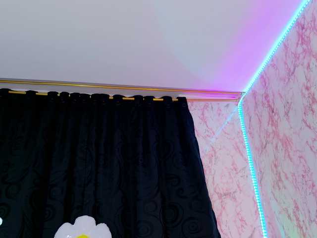 laurencamila1 live cam on BongaCams