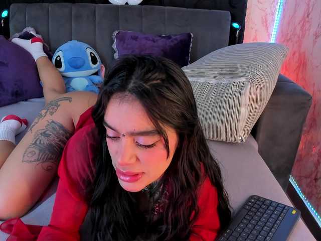 laurencamila1 live webcam show